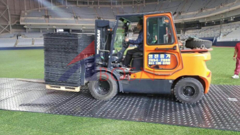 Construction Equipment temporary HDPE ground protection mat