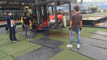 Wear resistant 4x8 ft HDPE ground protection mats